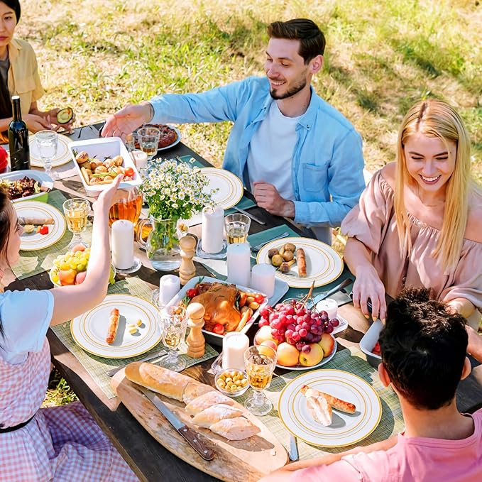 M MCIRCO 175 Piece Gold Dinnerware Set - 50 Plastic Plates, 25 Cups, 25 Pre Rolled Napkins with Plastic Silverware, Disposable Gold Dinnerware Set for 25 Guest