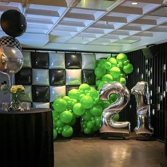 Black and White Square Foil Balloon Wall, 25 PCS Double Sided Checkered Balloons Flat Square Balloon Backdrop for Checkerboard Racing Themed Birthday Party Background Decoration