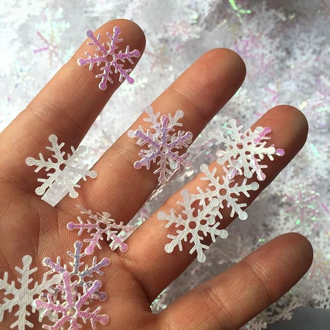 OuMuaMua 1200Pcs Snowflakes Confetti Decorations for Christmas, White and Blue Winter Confetti Snow Party Pack for Wedding Birthday Holiday Party Table Decorations Supplies
