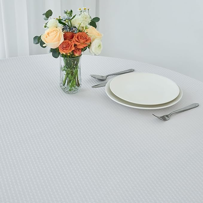 maxmill Round Weaved Texture Design Tablecloth Spill-Proof Wrinkle Free Soft Washable Table Cloth for Circular Table Cover, for Dining Room Buffet Banquet Parties Holiday Dinner, 90 Inch White