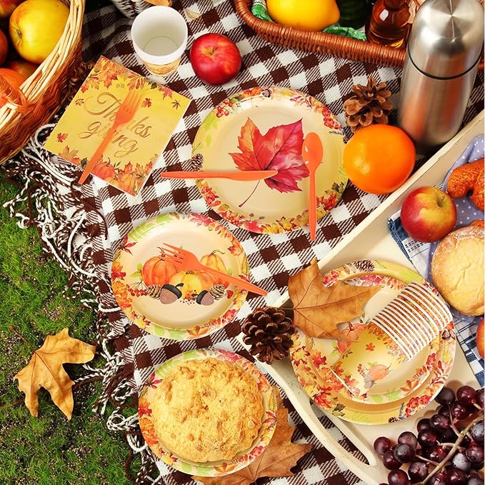 175 PCS Fall Maple Leaves Dinnerware Set Thanksgiving Party Supplies Pumpkin Tableware Include Paper Plates Cups Cutlery Napkins Autumn Harvest Disposable Dinnerware, Serve 25