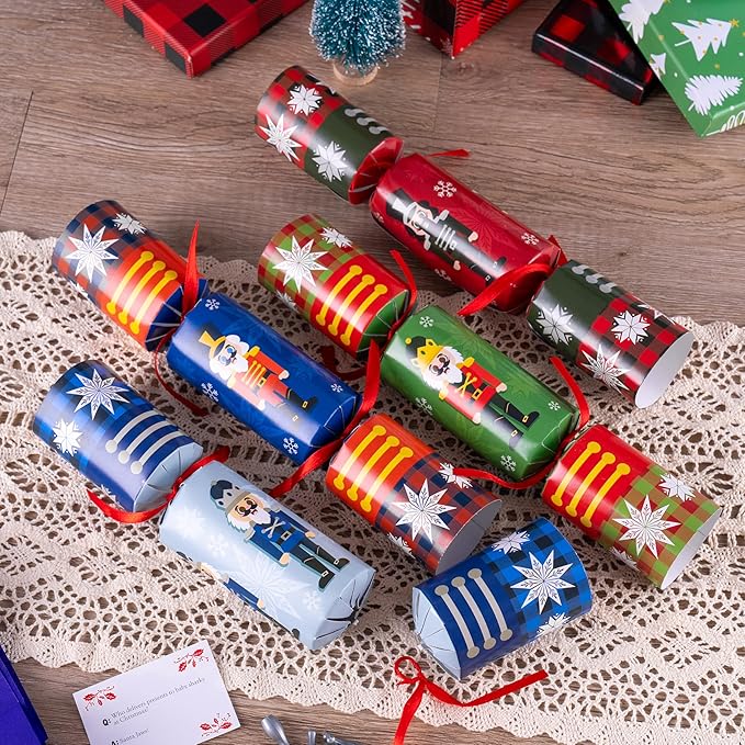 JOYIN 8 Pack Christmas Party Favor Non-Snap Nutcrackers Design Party Table Favors with Holiday Party Favor Supplies for Kids and Adults, Christmas Parties, Dinners and Holidays